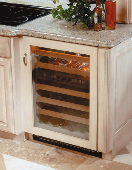 Kenig , Picture  Sub Zero Wine Cooler 424